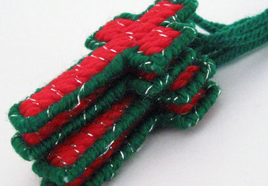 send 4 handcrafted red and green Christmas cross ornaments to your US address big2