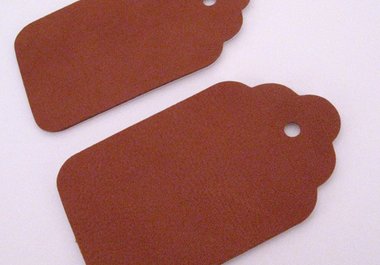 send 2 large real leather gift tags to your US address big3