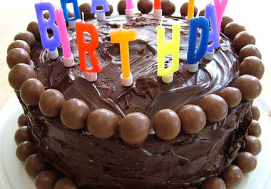 phone up anyone in the world and fluently sing happy birthday in any language big3