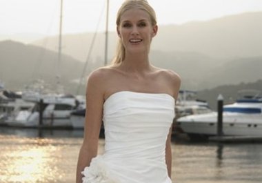 give creative wedding solutions or ideas for 1 weeks big1