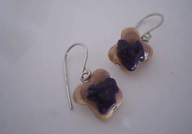 make a pair Peanut Butter Jelly Sandwich Earrings big1
