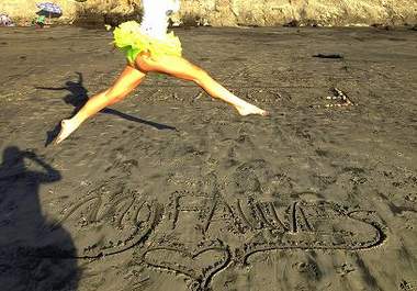 write your name or message in the sand here in beautiful socal and take a picture big1