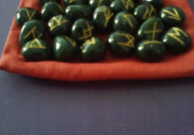 give you a rune reading big1