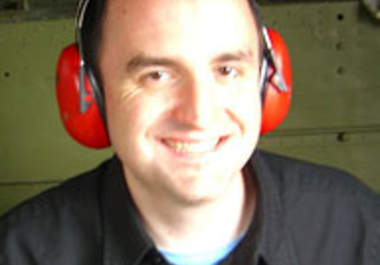 provide Professional transcriptions upto 20 mins of English Audio or Video for you big1