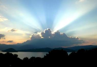 find the silver lining to every situation big1
